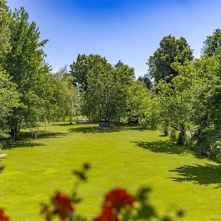 Apartman 145 M² Mit Kamin, 2 Baedern & Sauna